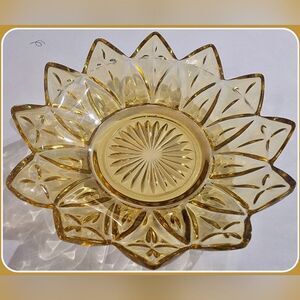 #Vintage #Federal Glass Bowl 6" #Amber Sungold Flower Petal